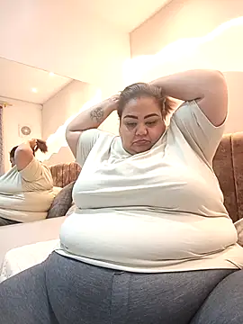 Snapshot of Alisson_am chatting on December 20, 2025, 11:17 am Alisson am online show from December 20, 2025, 11:17 am