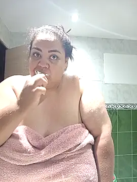 Snapshot of Alisson_am chatting on December 23, 2025, 8:12 am Alisson am online show from December 23, 2025, 8:12 am