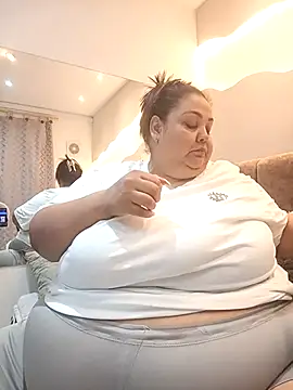 Snapshot of Alisson_am chatting on January 9, 2026, 11:24 am Alisson am online show from January 9, 2026, 11:24 am