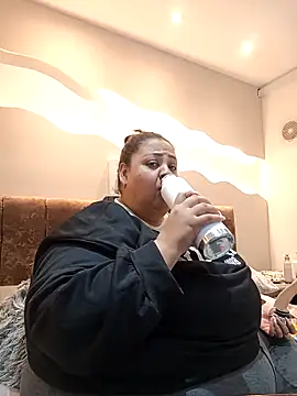 Snapshot of Alisson_am chatting on January 14, 2026, 11:27 am Alisson am online show from January 14, 2026, 11:27 am