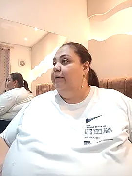 Snapshot of Alisson_am chatting on February 23, 2026, 11:18 am Alisson am online show from February 23, 2026, 11:18 am