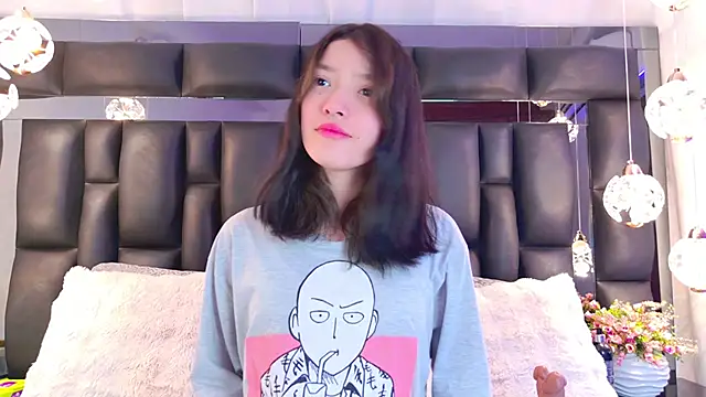 AlliciaKim online show from February 17, 2025, 7:21 pm