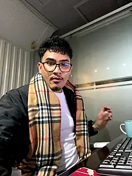 MatheoVelez online show from September 16, 2025, 1:23 pm