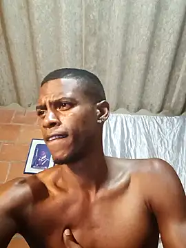 Snapshot of MAXIMO_JHONS chatting on February 2, 2026, 5:06 am MAXIMO JHONS online show from February 2, 2026, 5:06 am