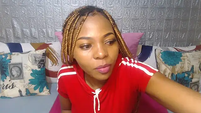 DiamondLuv29 online show from March 18, 2025, 3:31 am