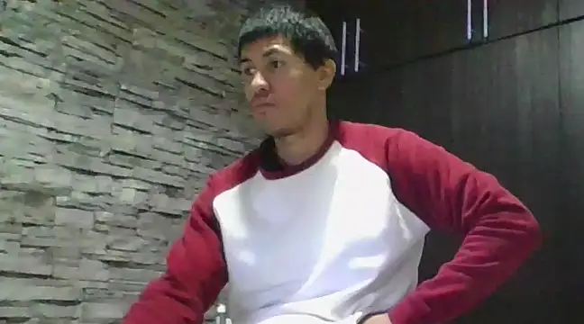 Snapshot of Sexylatin64 chatting on February 18, 2025, 11:22 am Sexylatin64 online show from February 18, 2025, 11:22 am