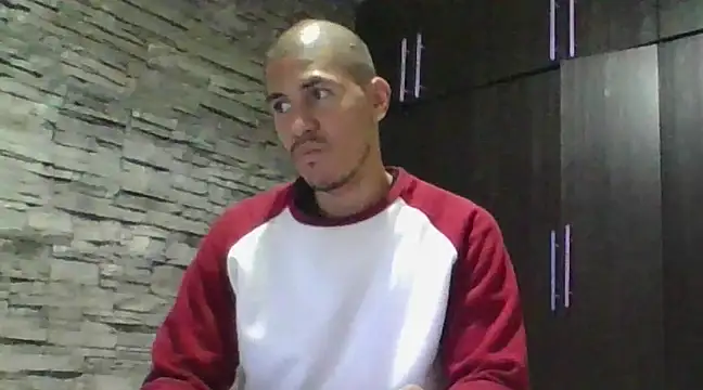 Snapshot of Sexylatin64 chatting on February 23, 2025, 2:29 am Sexylatin64 online show from February 23, 2025, 2:29 am