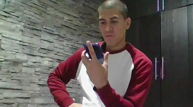 Snapshot of Sexylatin64 chatting on March 4, 2025, 1:12 am Sexylatin64 online show from March 4, 2025, 1:12 am