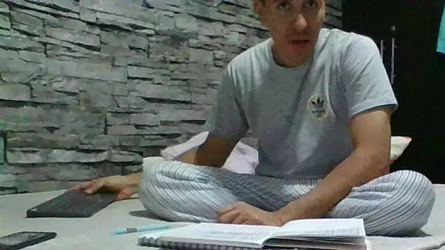 Snapshot of Sexylatin64 chatting on April 18, 2026, 12:47 am Sexylatin64 online show from April 18, 2026, 12:47 am