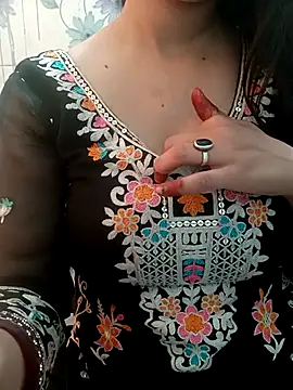 Mahi Baby25 online show from November 5, 2025, 4:56 am