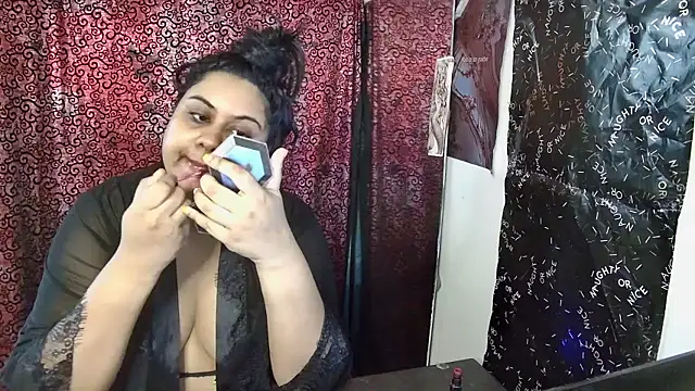 GoddessLorenaTheeSiren online show from January 7, 2026, 3:36 pm