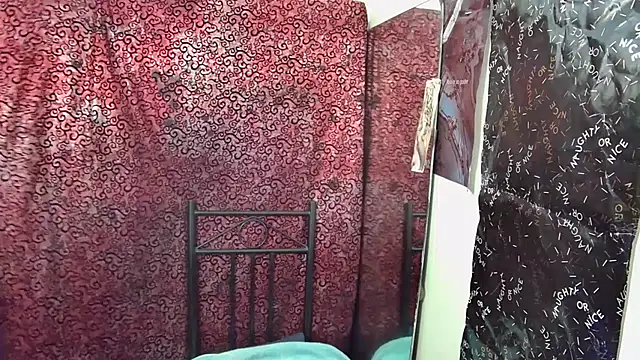 GoddessLorenaTheeSiren online show from January 8, 2026, 6:37 am