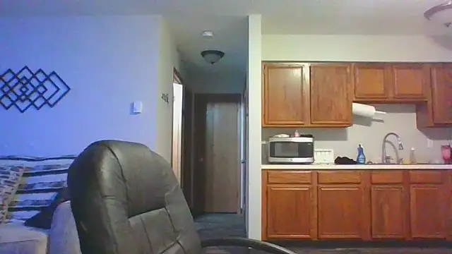 Stayinalive1992 online show from January 20, 2025, 4:32 am