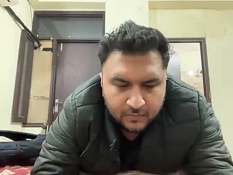 Snapshot of gauravgay93 chatting on January 27, 2025, 2:24 pm gauravgay93 online show from January 27, 2025, 2:24 pm