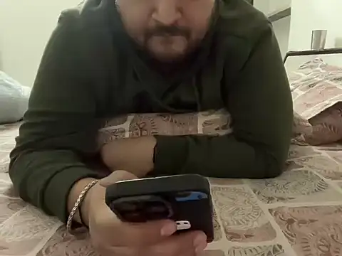 Snapshot of gauravgay93 chatting on February 8, 2025, 6:01 pm gauravgay93 online show from February 8, 2025, 6:01 pm