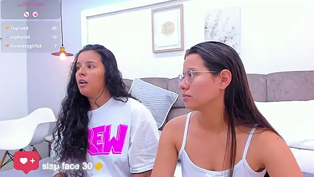 Snapshot of Dilan_y_Mia chatting on March 15, 2025, 3:37 pm Dilan y Mia online show from March 15, 2025, 3:37 pm