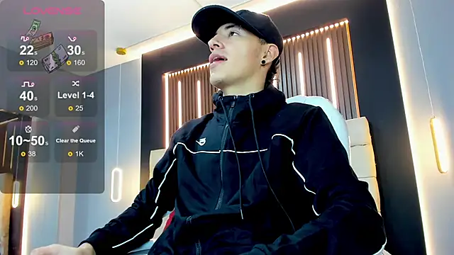 Lobo 17  online show from February 20, 2026, 3:14 am