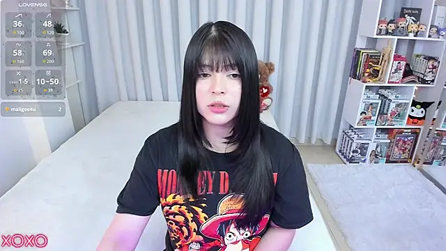 misshoneyxxx online show from January 13, 2026, 4:18 am