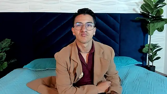 Andy Joy  online show from March 8, 2026, 11:36 am