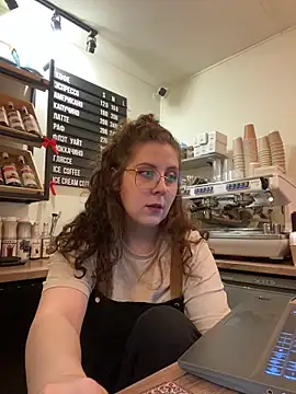 Snapshot of cinnabon_ chatting on December 21, 2025, 2:24 pm cinnabon online show from December 21, 2025, 2:24 pm