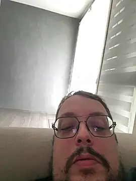 Snapshot of junior49280 chatting on October 24, 2025, 1:51 pm junior49280 online show from October 24, 2025, 1:51 pm