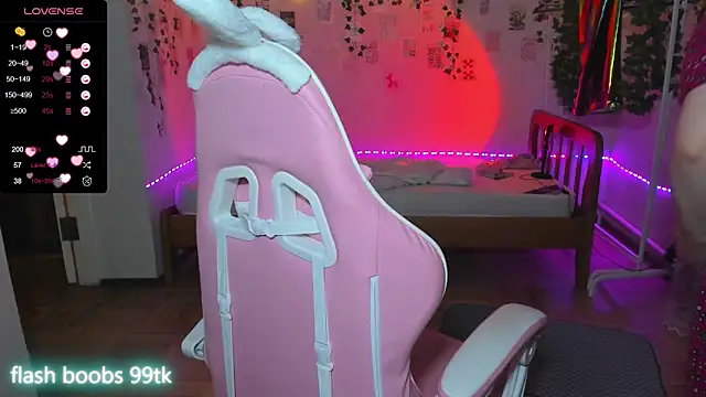 Snapshot of KrisTyBooBsin chatting on March 17, 2025, 5:27 pm KrisTyBooBsin online show from March 17, 2025, 5:27 pm