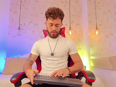 rikkostuff online show from October 5, 2025, 4:27 pm