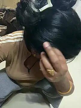 Tameesh sexy mistress online show from April 10, 2026, 3:01 am