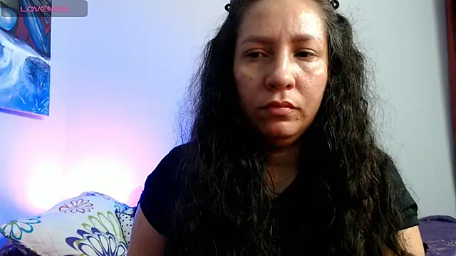 naihroby online show from October 27, 2025, 6:39 am