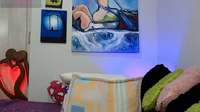 naihroby online show from December 23, 2025, 4:21 am