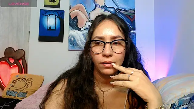 naihroby online show from February 7, 2026, 3:43 am