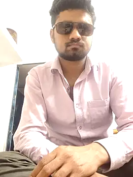 Ishan003 online show from June 2, 2026, 2:52 pm
