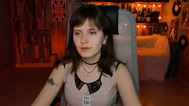 LolaAsmus online show from January 15, 2026, 7:02 am