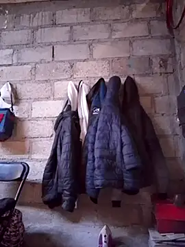 m4ti-hot online show from March 4, 2025, 8:49 pm