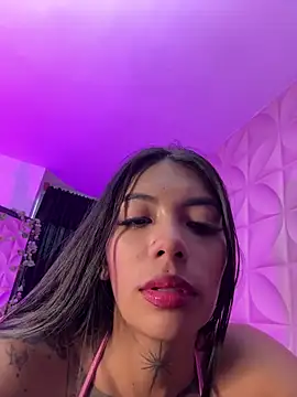 Snapshot of NattGomez chatting on September 20, 2025, 10:44 pm NattGomez online show from September 20, 2025, 10:44 pm