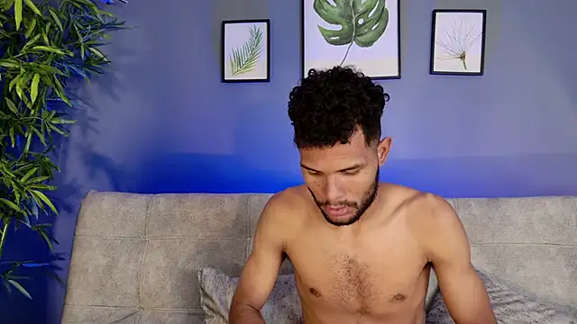 miaa lux online show from November 30, 2025, 7:40 pm