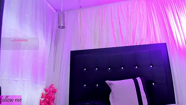 brittany williams  online show from March 20, 2026, 4:06 am