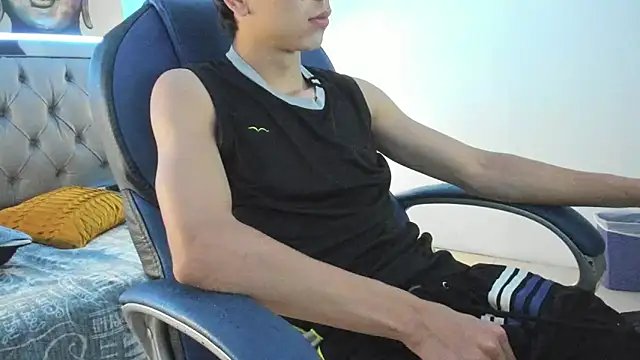 JackSwan18 online show from December 20, 2025, 7:32 pm