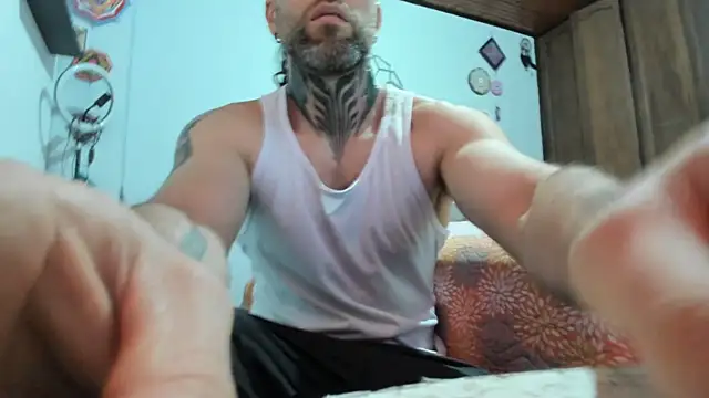 Antoniohot2024 online show from December 28, 2024, 1:59 pm