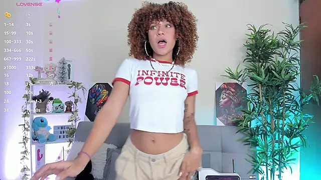 Snapshot of natty_romanof_18 chatting on January 22, 2025, 12:27 pm natty romanof 18 online show from January 22, 2025, 12:27 pm