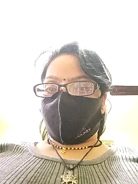 Snapshot of heenage chatting on February 7, 2025, 4:46 pm heenage online show from February 7, 2025, 4:46 pm