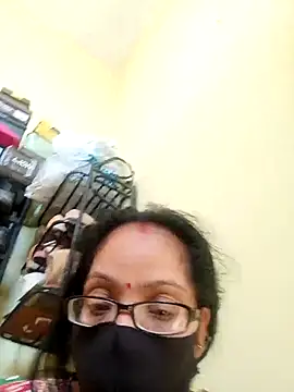 Snapshot of heenage chatting on March 13, 2025, 8:59 am heenage online show from March 13, 2025, 8:59 am