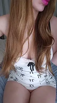 jhulyyy online show from January 18, 2026, 1:37 pm