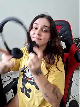 luuhcat09 online show from February 11, 2025, 2:13 pm