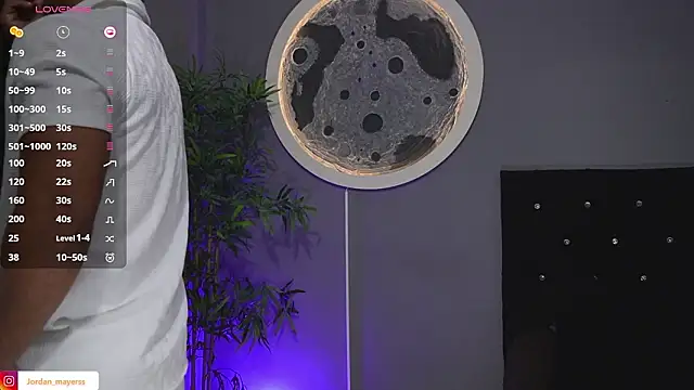 Snapshot of jordan_mayers02 chatting on February 8, 2026, 9:13 am jordan mayers02 online show from February 8, 2026, 9:13 am