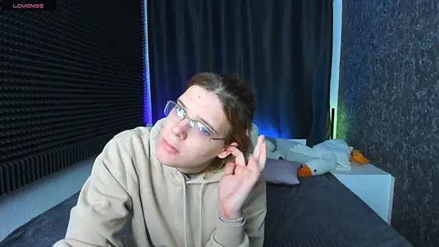 KIKI Krash online show from January 30, 2025, 10:08 am