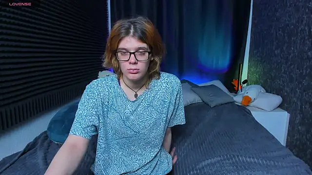 KIKI Krash online show from March 1, 2025, 10:24 am