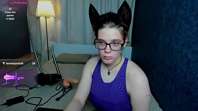 KIKI Krash online show from March 7, 2025, 4:44 pm