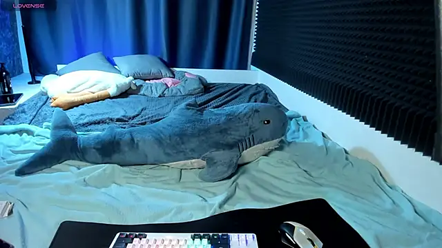 Snapshot of KIKI_Krash chatting on February 15, 2026, 10:25 am KIKI Krash online show from February 15, 2026, 10:25 am