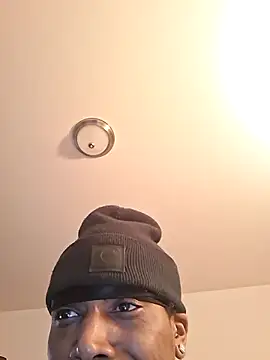 bigboytoy912 online show from March 8, 2026, 2:04 am